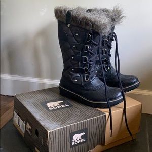 Sorel Tonfino Snow Boots - Never worn